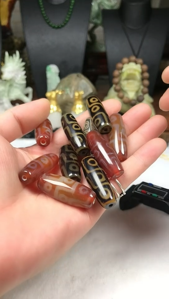 玛瑙/玉髓颈饰未镶嵌吊坠