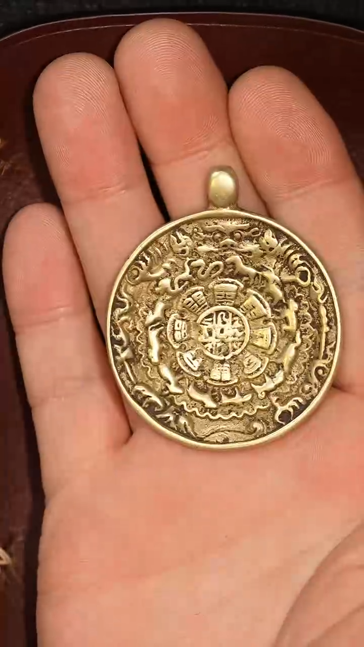 冲赛康胡子哥，藏传九宫八卦牌238