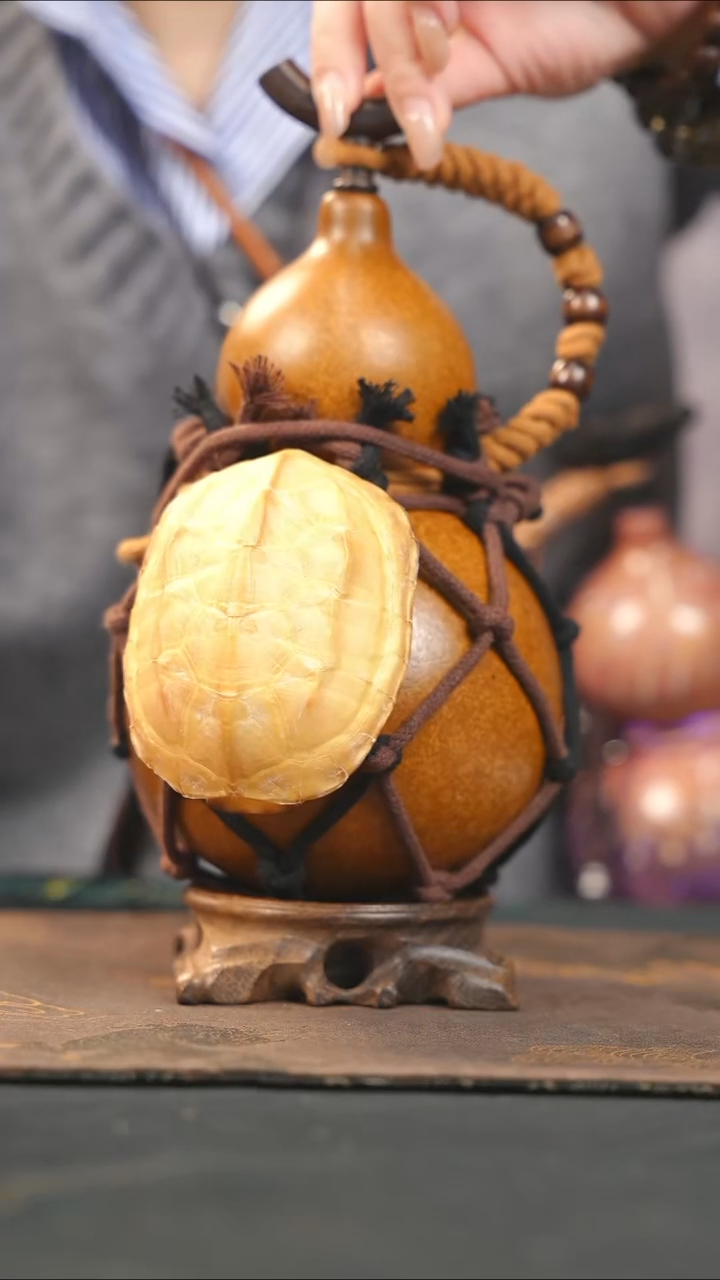 【闪购商品】WX137大漆酒葫芦不包手串及旋转底座