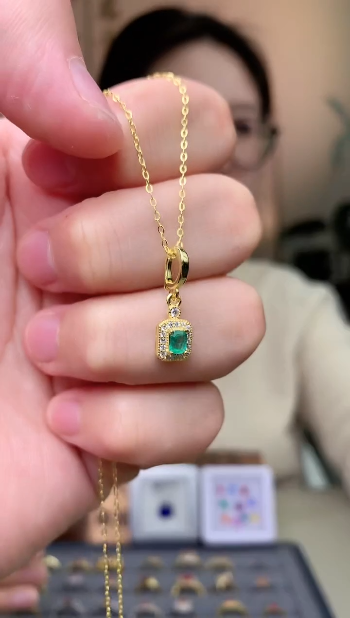 【闪购商品】祖母绿颈饰银S925镶嵌吊坠