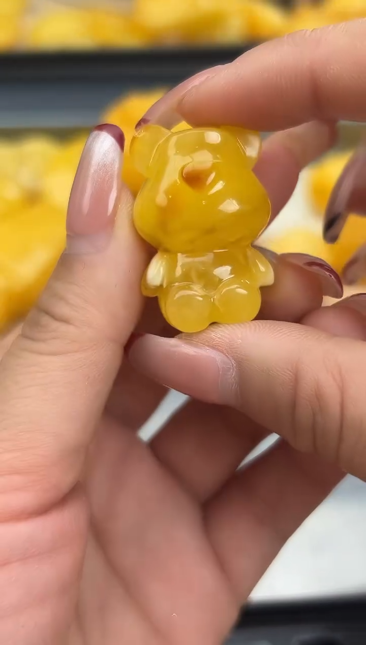 【闪购商品】琥珀裸石未镶嵌蜜蜡吊坠
