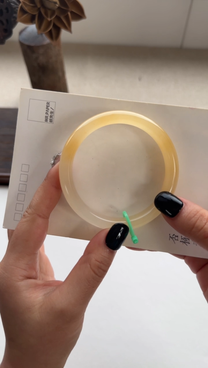 【闪购商品】石英质玉手镯未镶嵌小飞侠