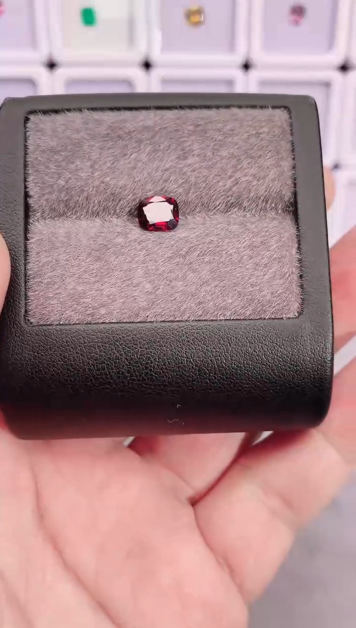 未镶嵌裸石碧玺情***椒1.02