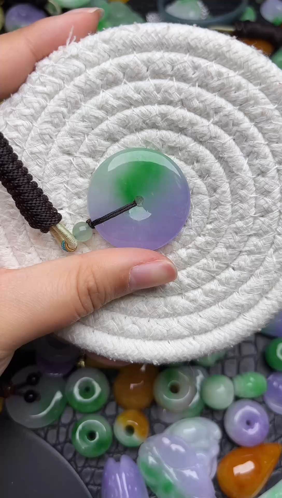 颈饰未镶嵌翡翠缅甸翡翠吊坠