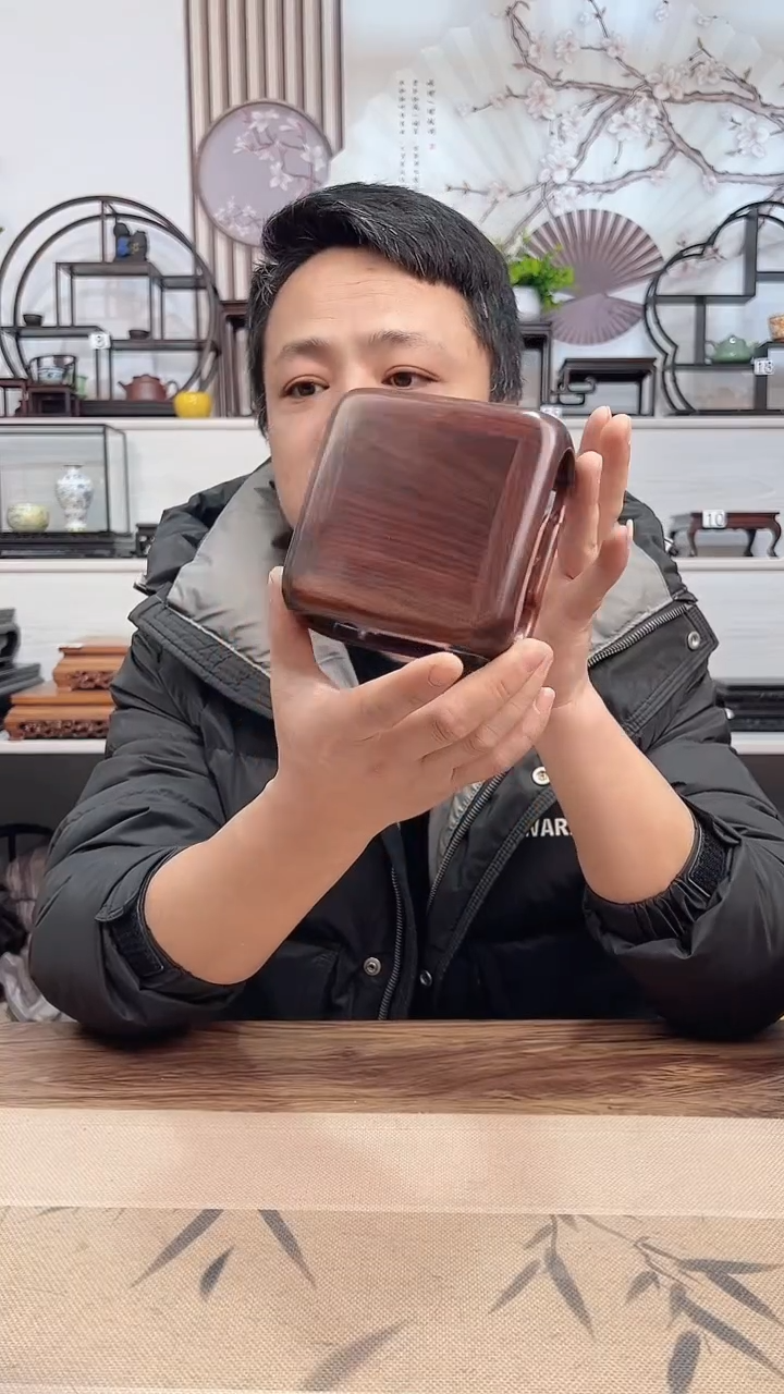 交趾黄檀（大红酸枝）11*11*6