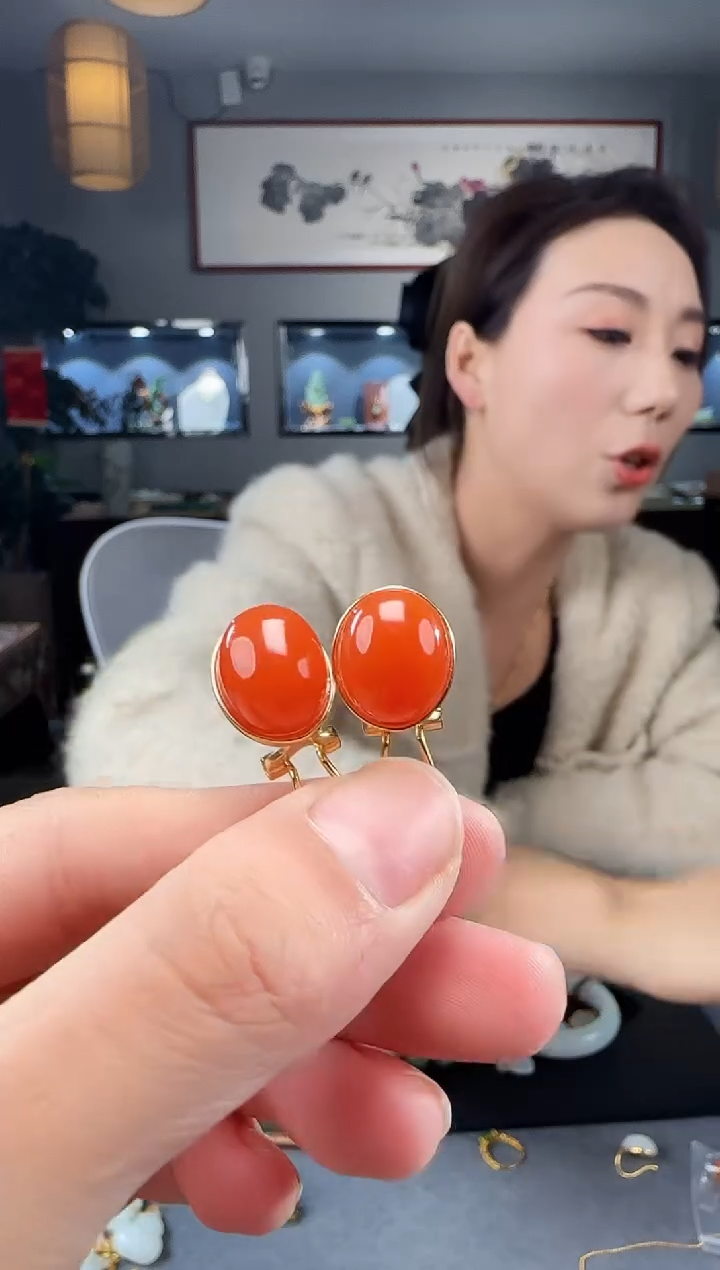 【闪购商品】南红玛瑙耳钉银S925镶嵌1