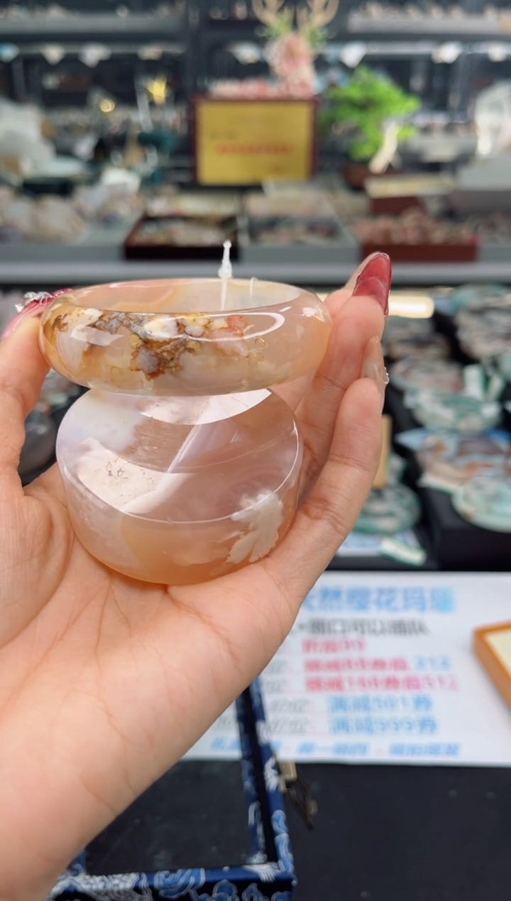 【闪购商品】石英质玉手镯未镶嵌57圈口（赠品镯心）3445163