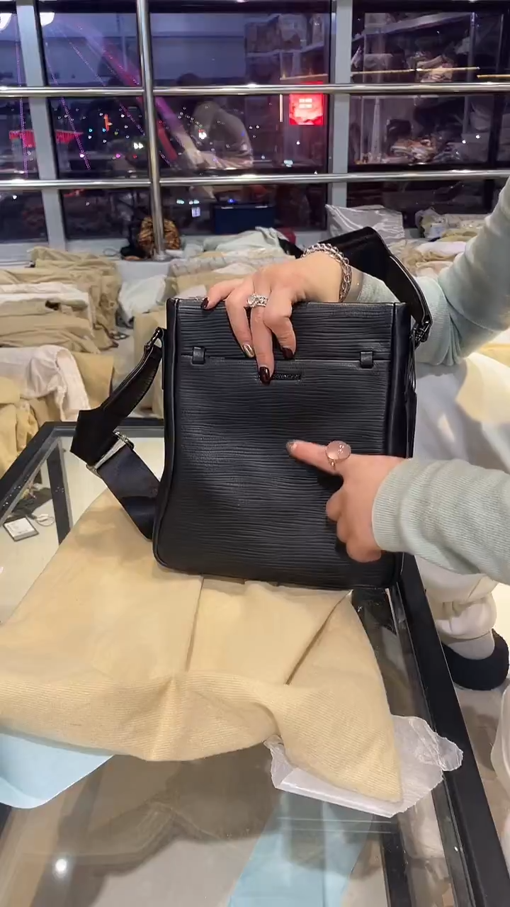 头层牛皮615品牌男包清货中（不要卡单，理性消费）