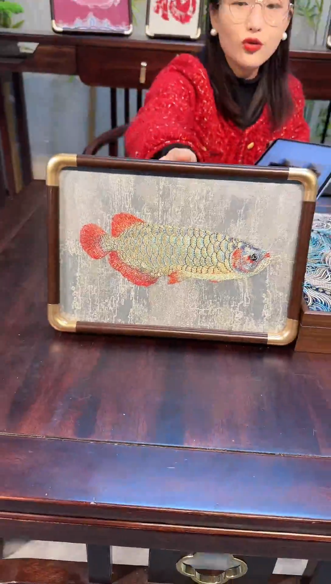 布刺绣摆台，高端刺绣艺术藏品！