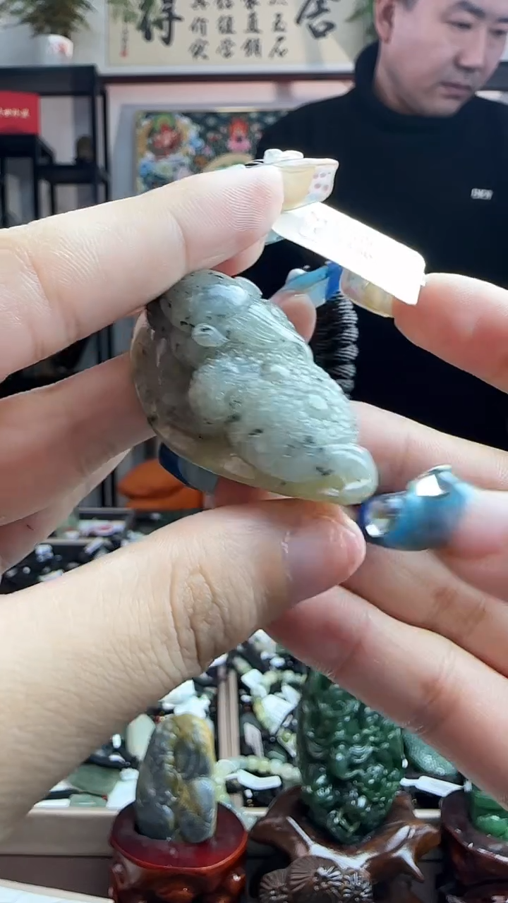 颈饰未镶嵌和田玉金蟾