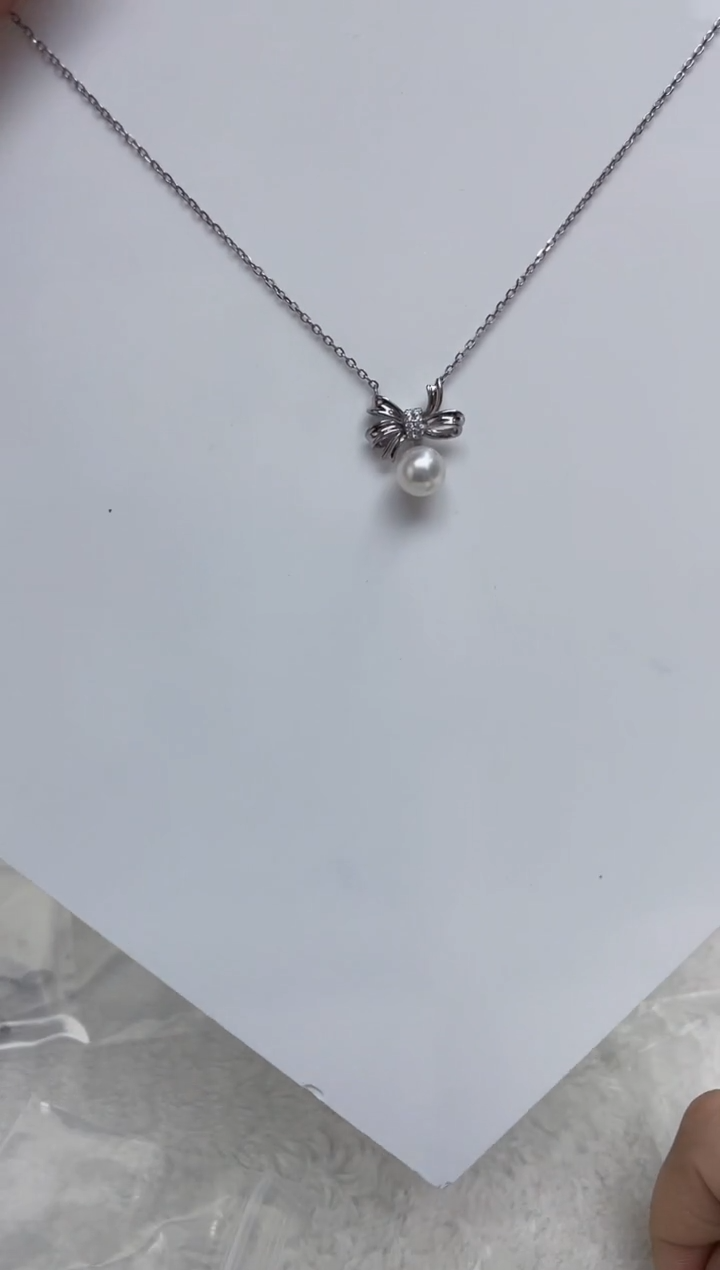 颈饰银S925镶嵌海水珍珠 