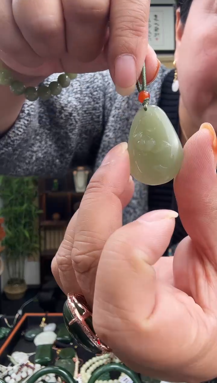 颈饰未镶嵌和田玉59