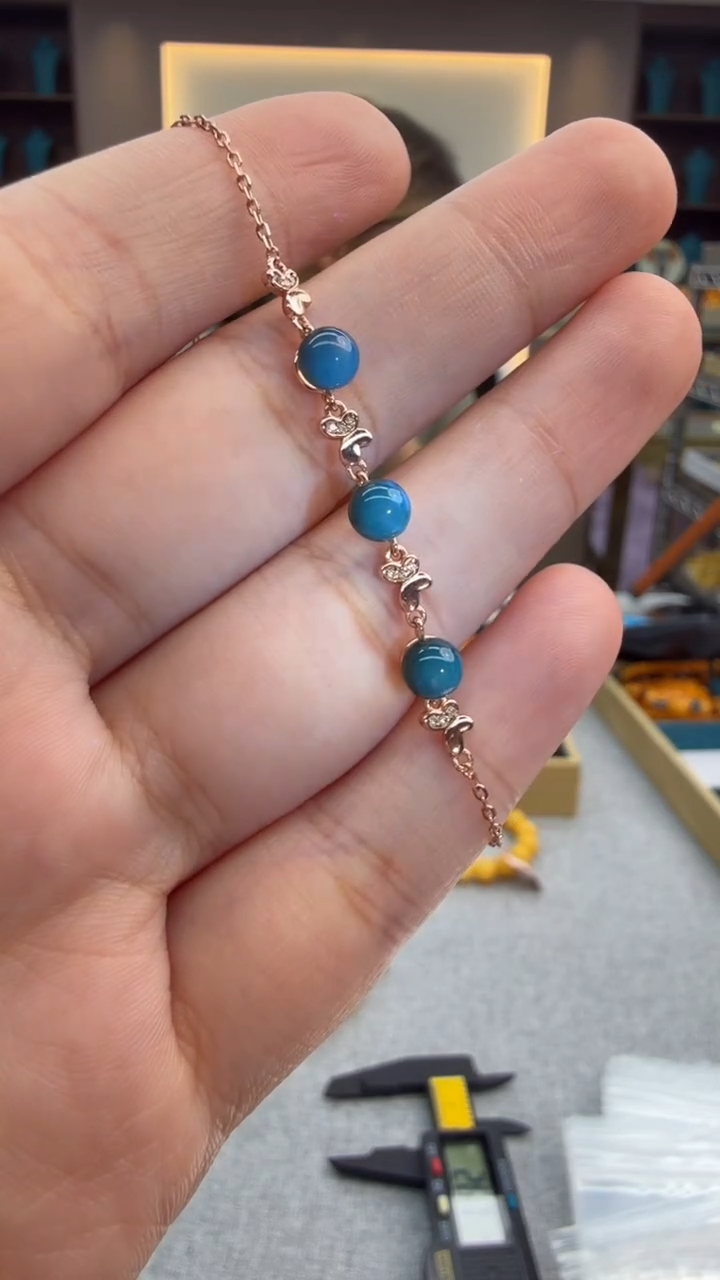 手链琥珀未镶嵌155秒拍号 假一罚三