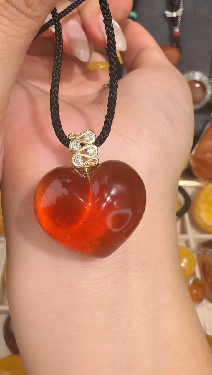 裸石琥珀未镶嵌琥珀