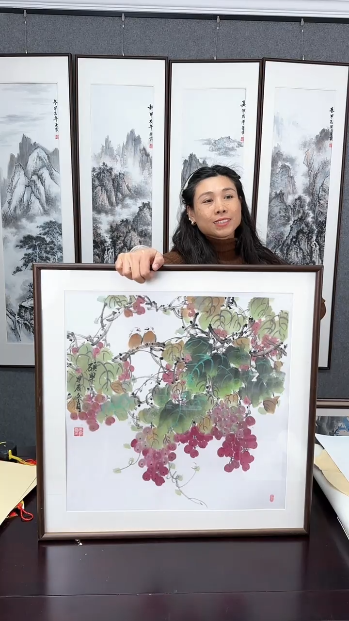 【闪购商品】国画葡萄 实木装裱