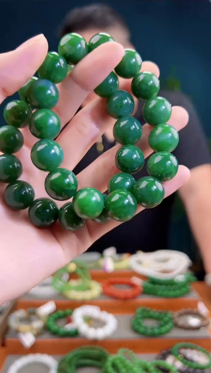 颈饰未镶嵌和田玉多样性发货 拍一单发一个