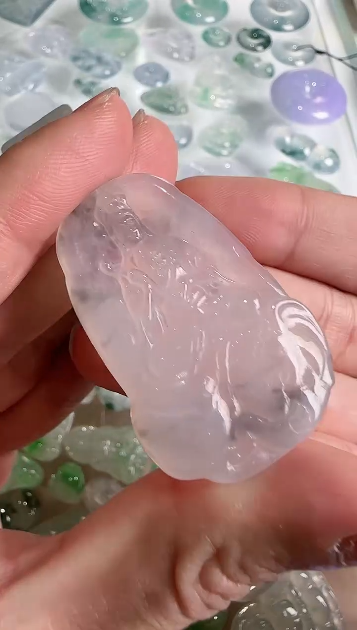 【闪购商品】翡翠吊坠(不含链)未镶嵌··