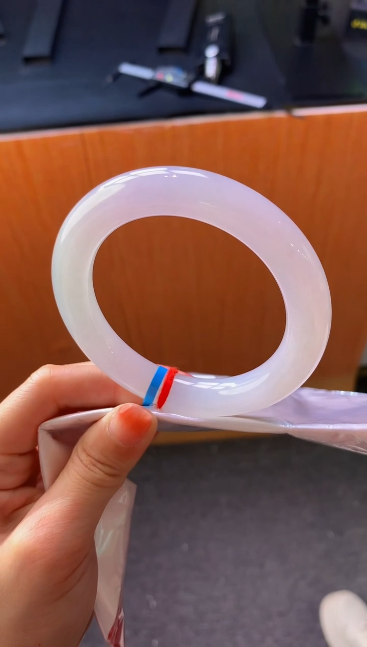 未镶嵌手镯翡翠-Q36 圈口 56.8