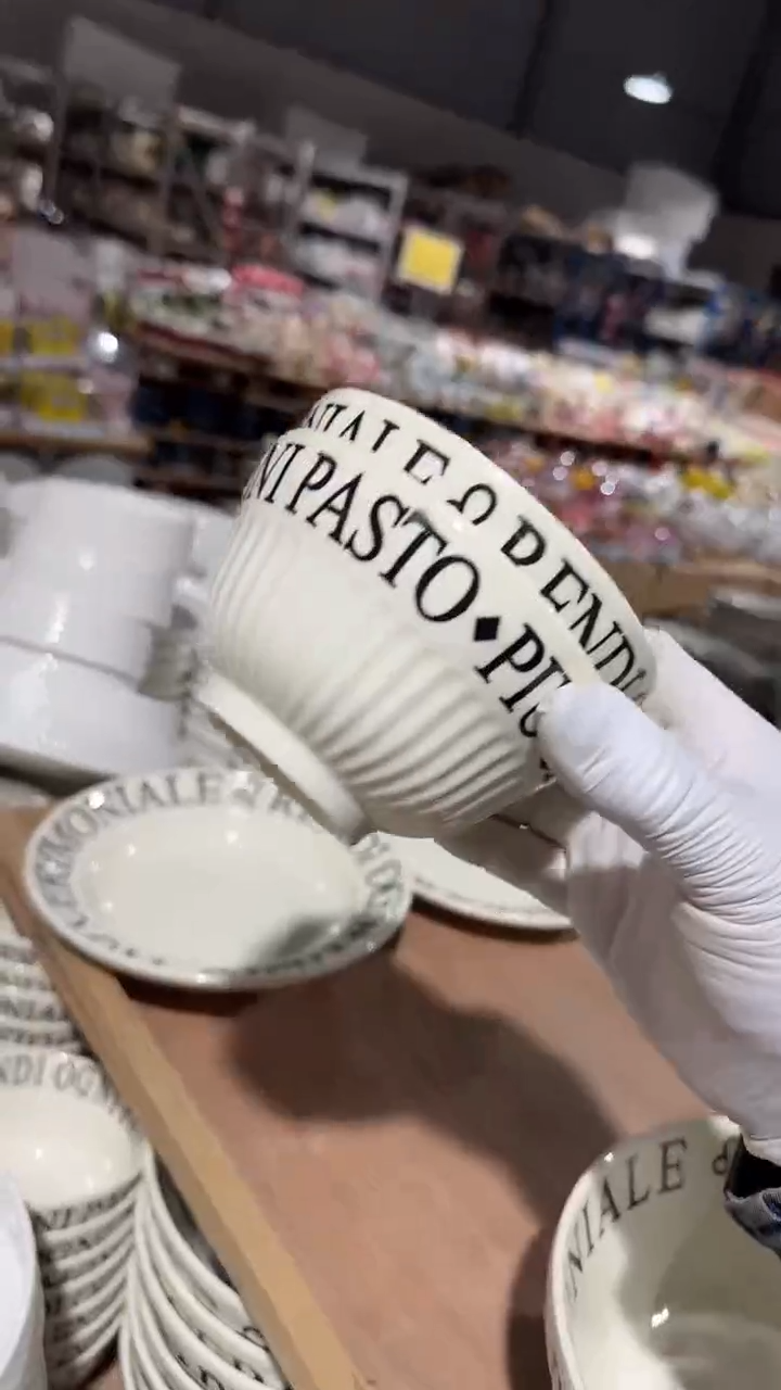 陶瓷2个字母米饭碗微瑕 凑满20元包邮