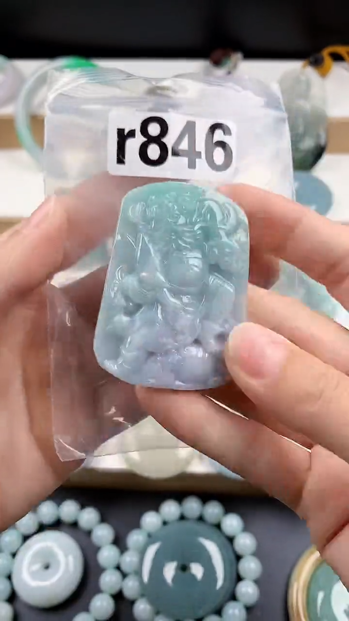 颈饰未镶嵌翡翠天然翡翠吊坠挂件