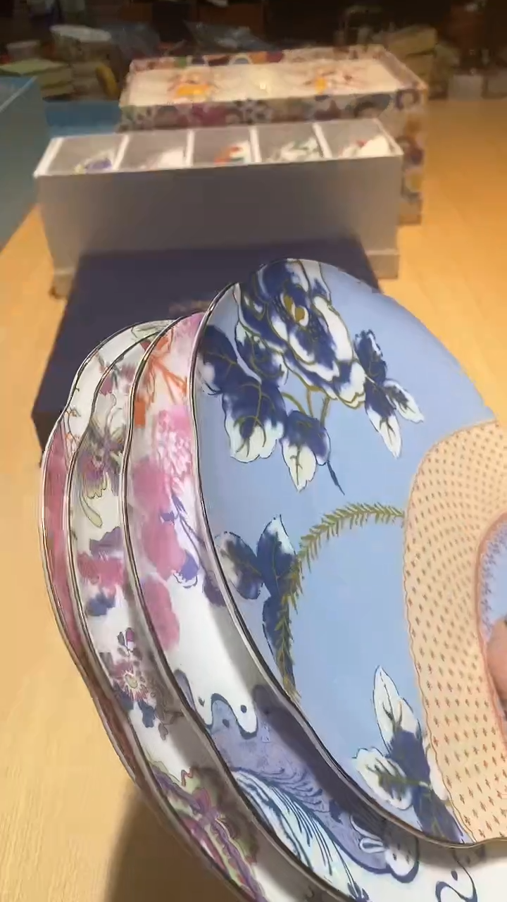 【闪购商品】瓷片锅碗瓢盆一件不剩