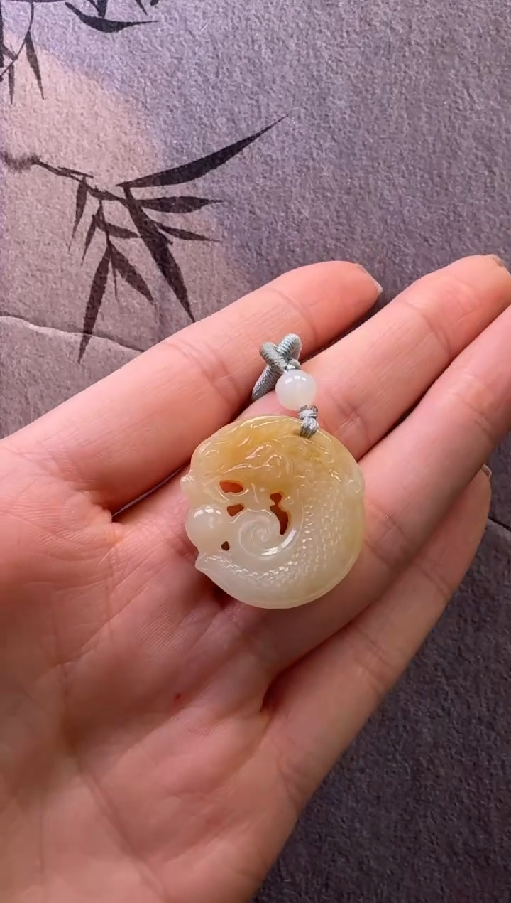 【闪购商品】和田玉吊坠未镶嵌鱼化龙吊坠