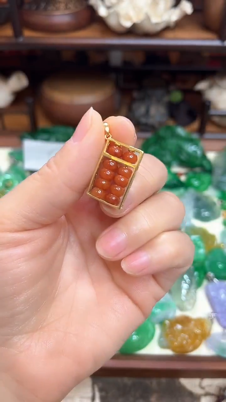 吊坠(赠链)未镶嵌翡翠140