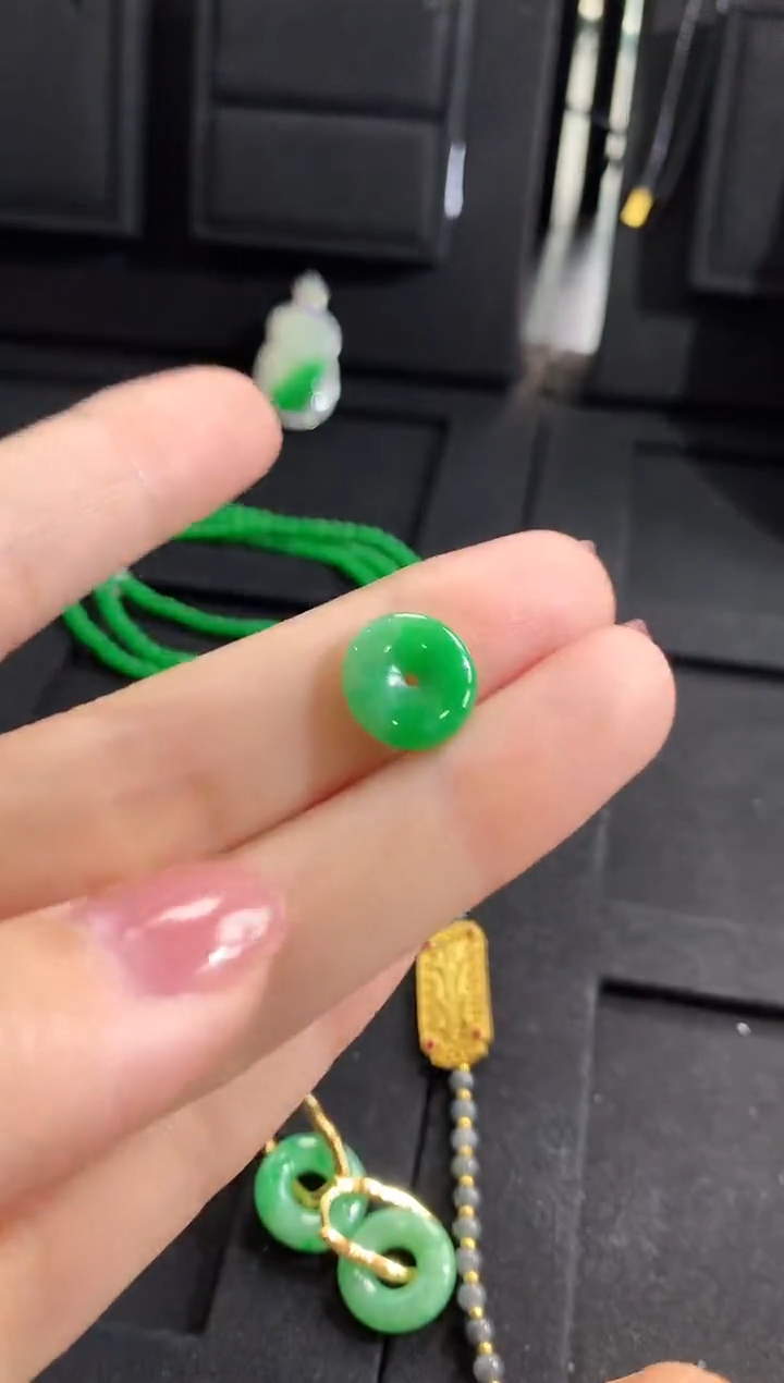 【闪购商品】翡翠颈饰未镶嵌吊坠 有纹