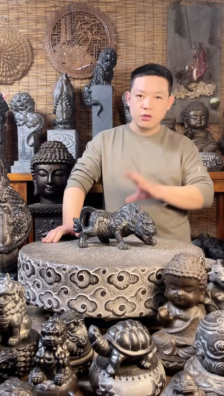 【闪购商品】30跑吸水兽天然青石雕刻