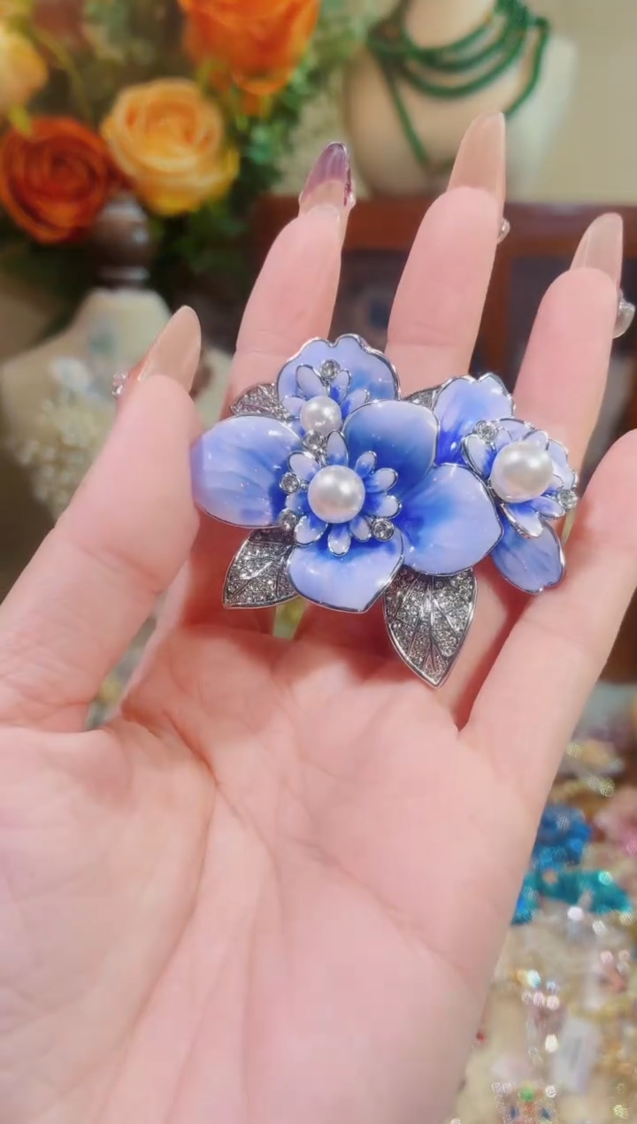 合成立方氧化锆铜合金紫丁香