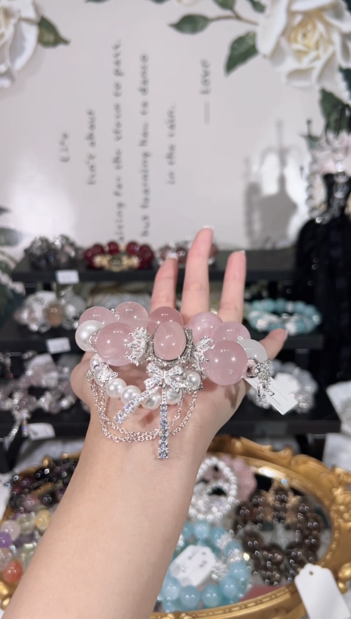 【闪购商品】水晶手链未镶嵌天然水晶默认微瑕 多样性发货发其一