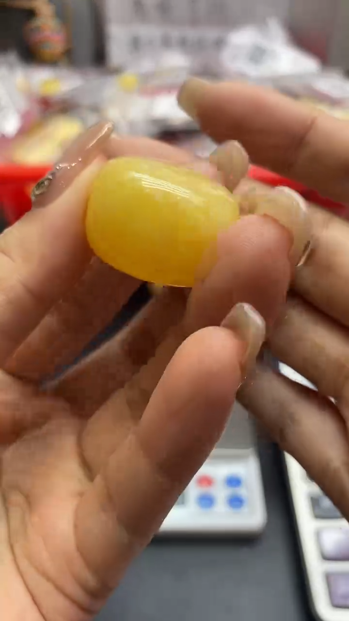 琥珀未镶嵌珠宝奇石1475