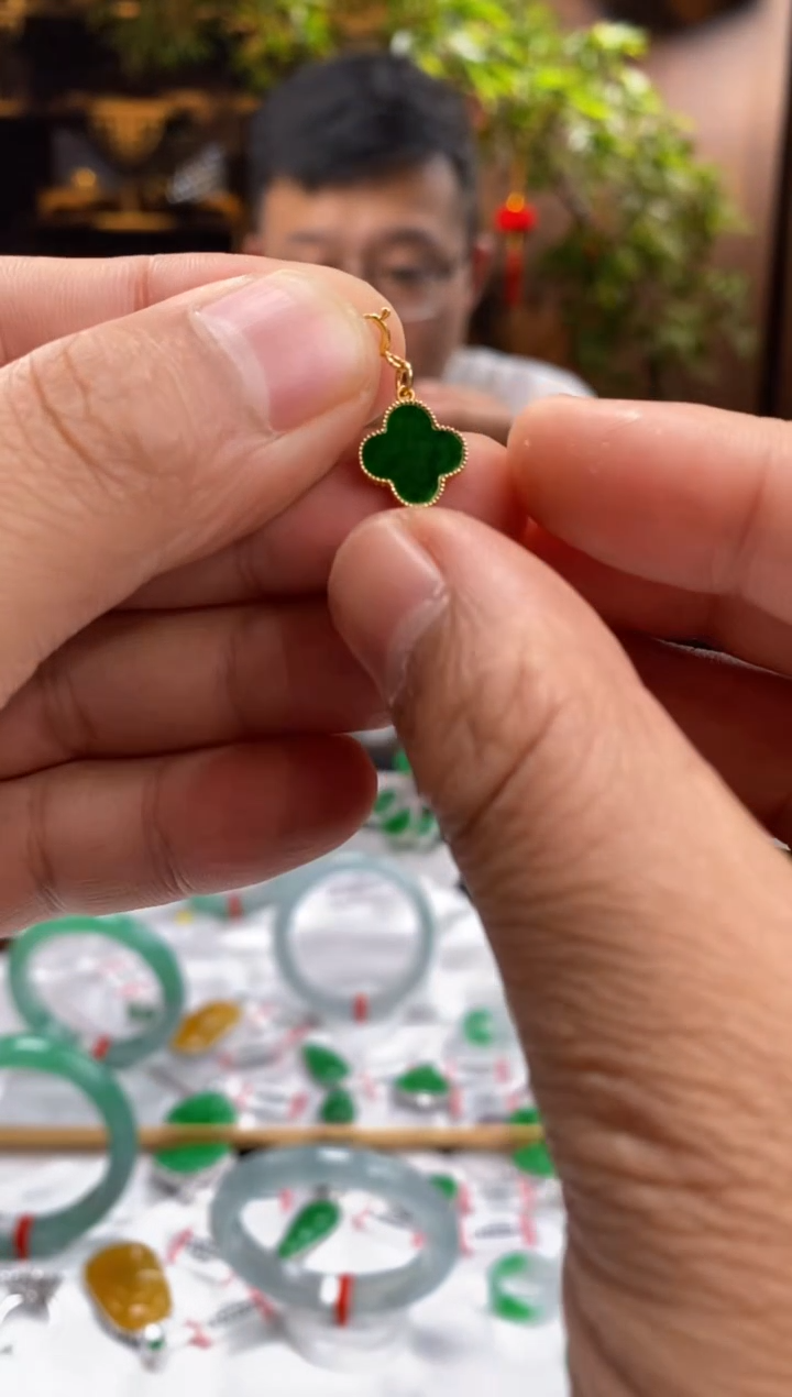 吊坠(不含链)18K金镶嵌翡翠k00423天然缅甸翡翠a货