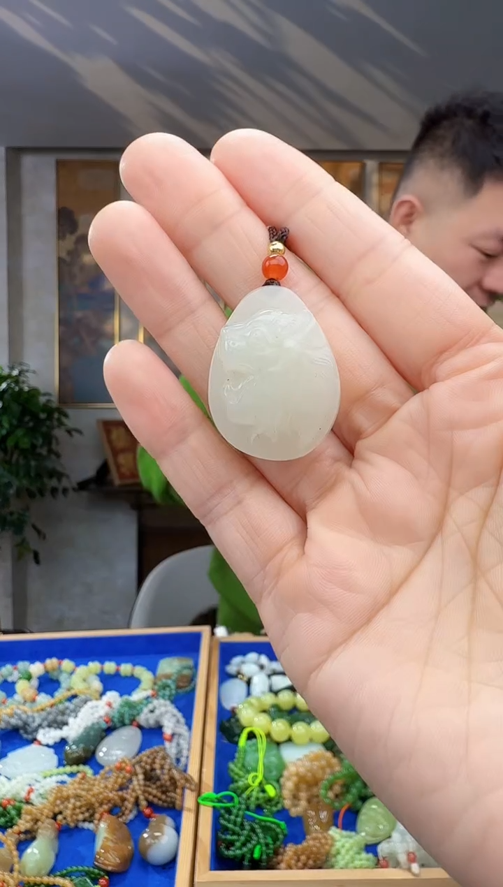 未镶嵌和田玉挂件拍一发一