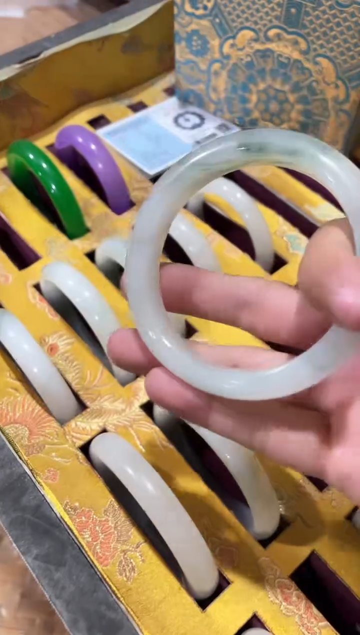 【闪购商品】翡翠手镯未镶嵌--------15