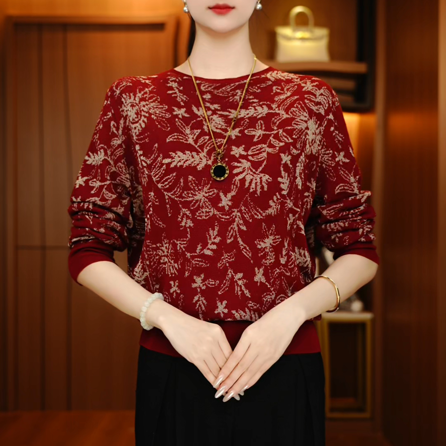 秋冬新款百搭显瘦减龄舒适透气女针织提花套头上衣-C250456
