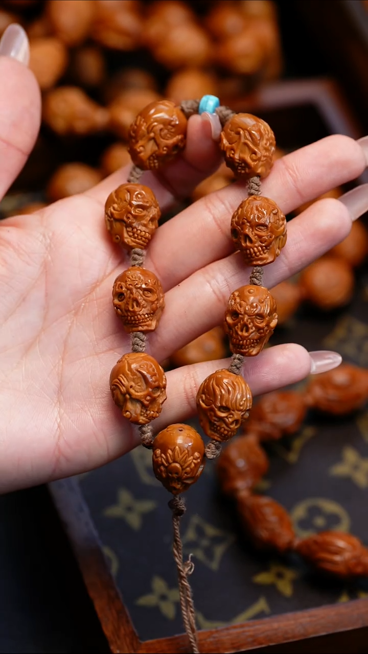 【闪购商品】橄榄核吊坠苏工橄榄核