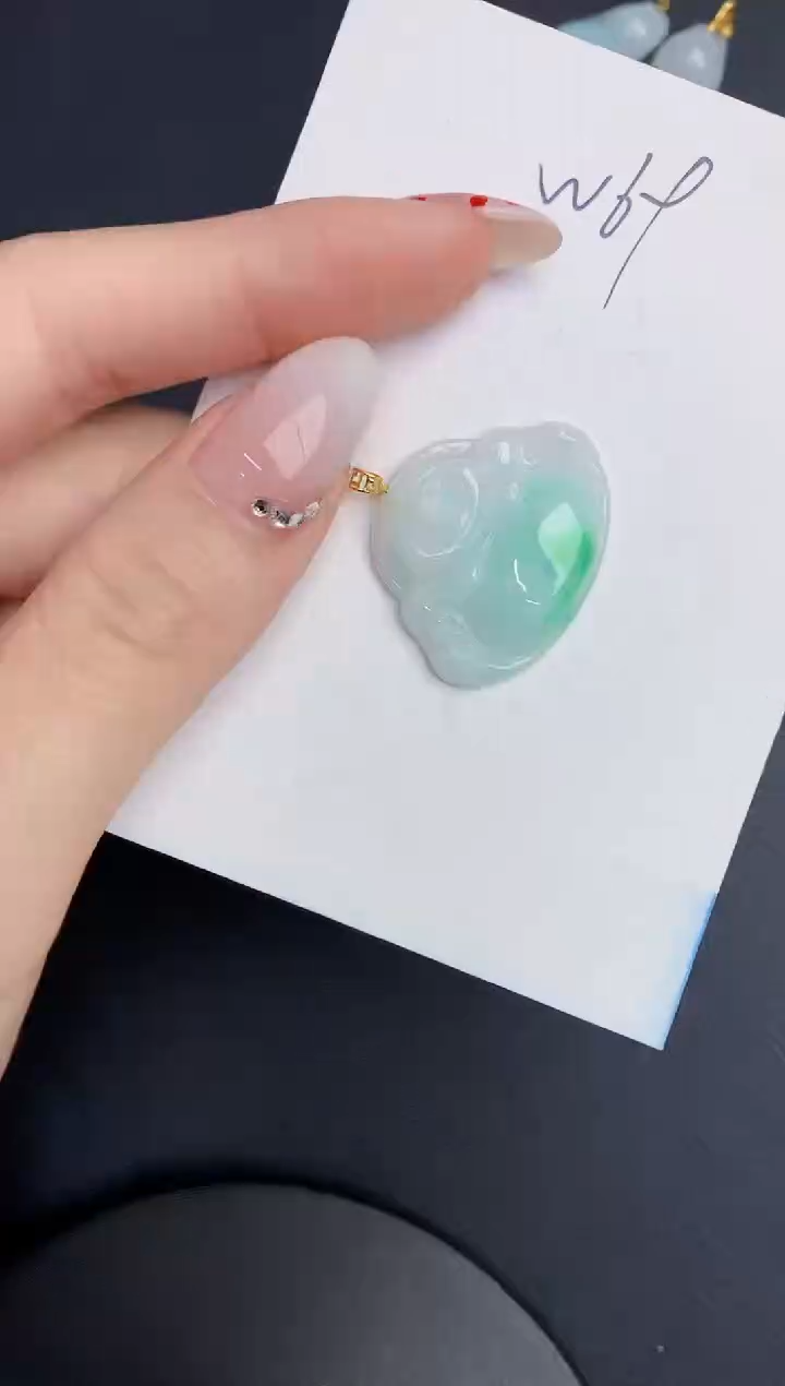 【闪购商品】翡翠颈饰18K金镶嵌0000000000