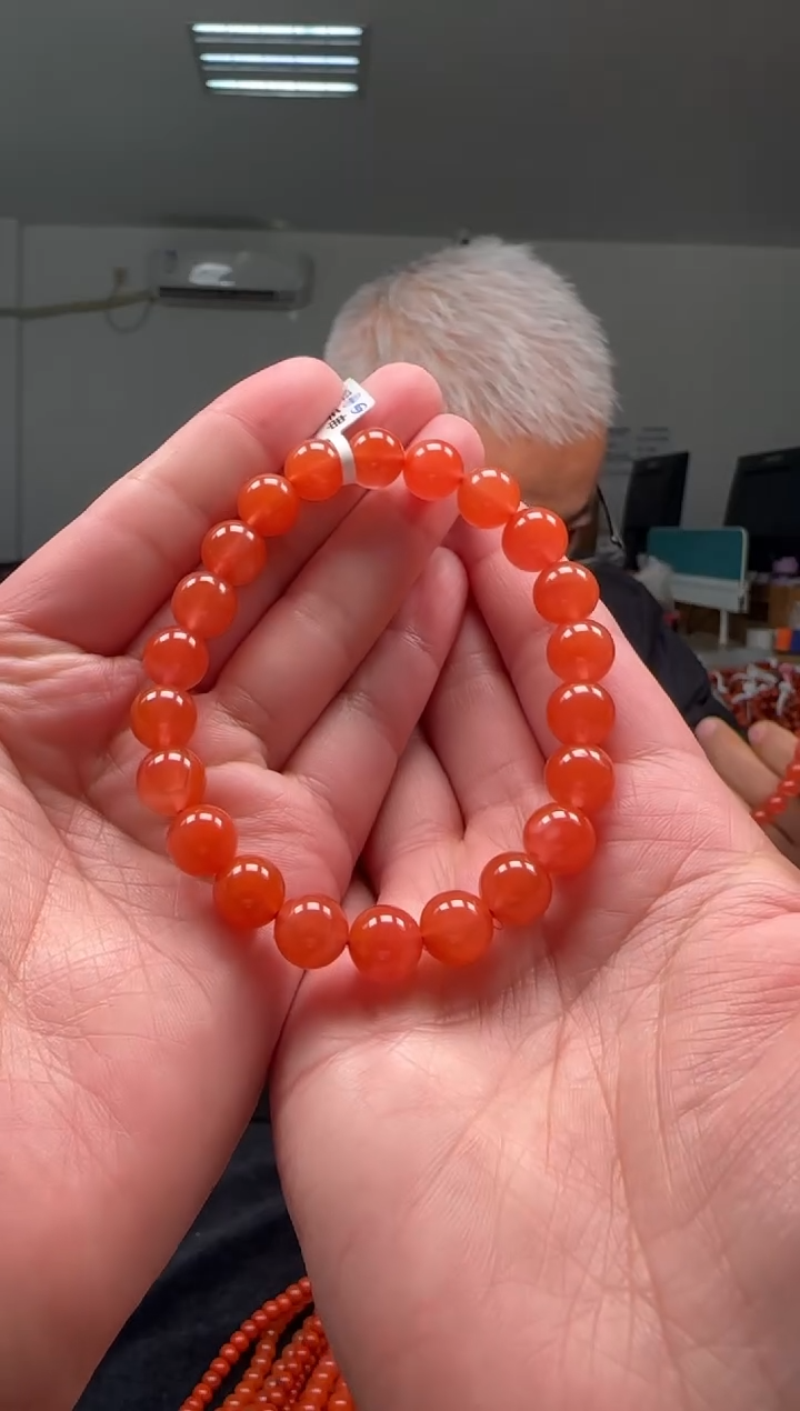 【闪购商品】南红玛瑙9mm保山手串圆珠未镶嵌多样性发一件