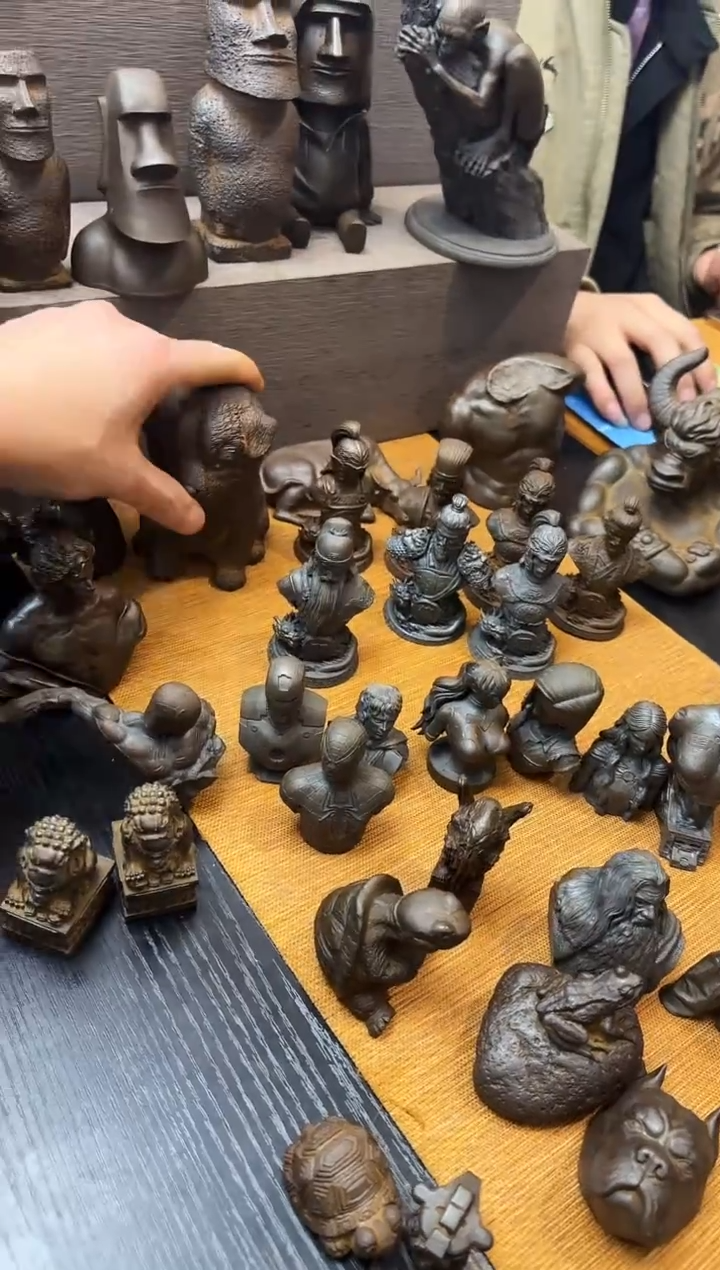 铁实心铁艺摆件~~田园犬（锈色）