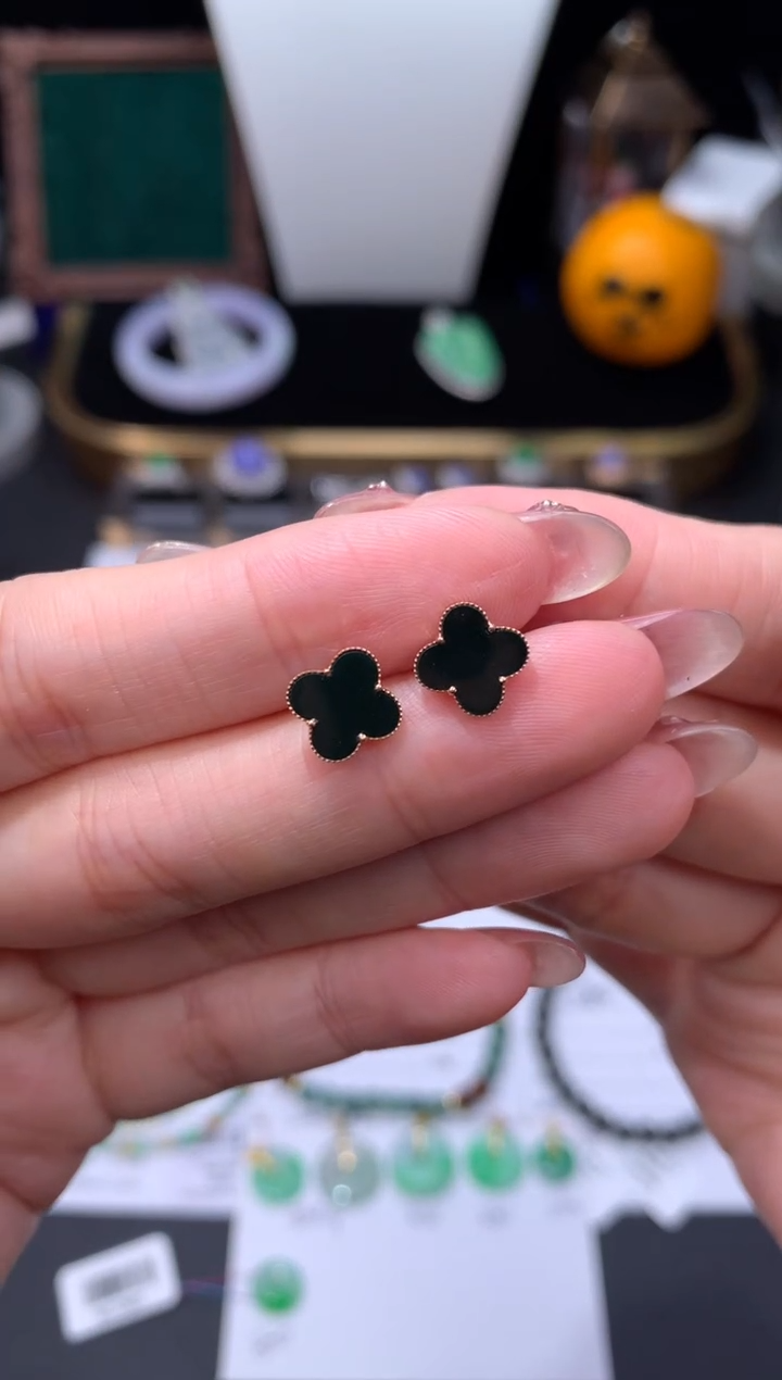 未镶嵌定制翡翠48小时鉴赏期 退货不扣服务费