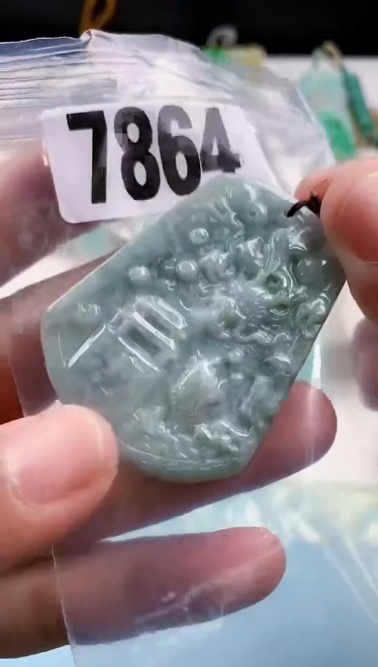 【闪购商品】翡翠颈饰未镶嵌天然翡翠吊坠挂件