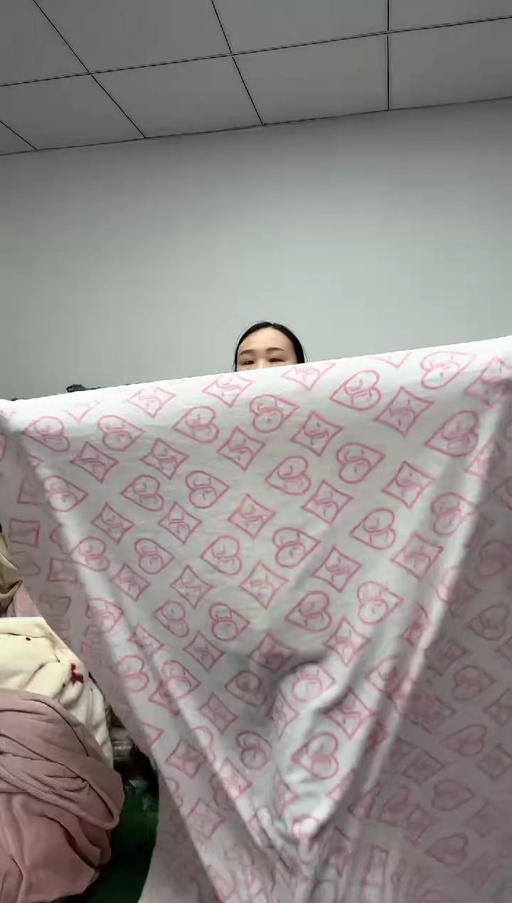 法兰绒2x2.4左右已主播介绍为准