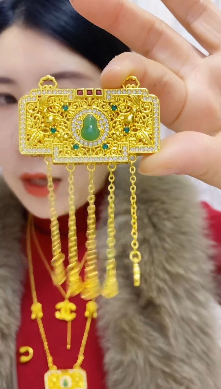 合金无010方形双钩锁吊坠