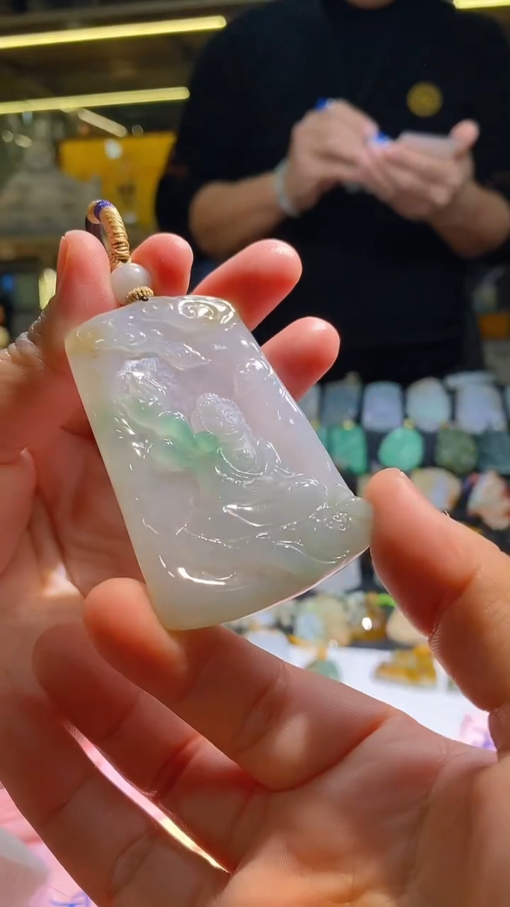 【闪购商品】翡翠颈饰未镶嵌挂件