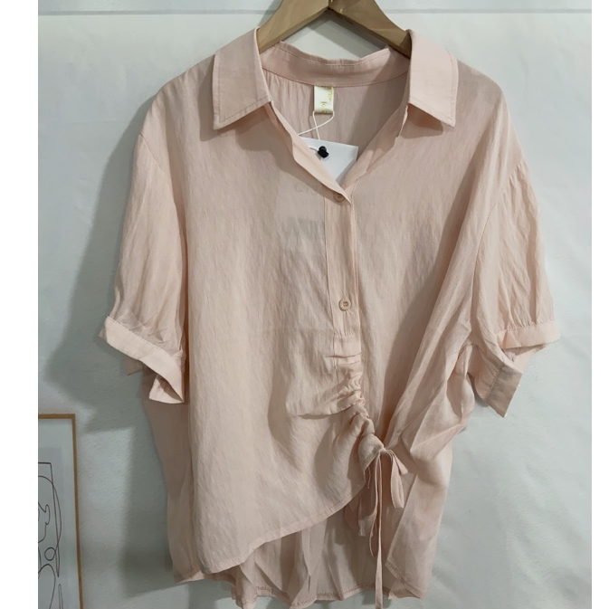 C342粉不规则斜绑带薄衬衫6622