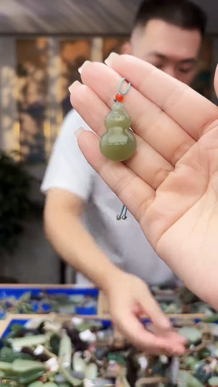 和田玉未镶嵌挂件拍一发一