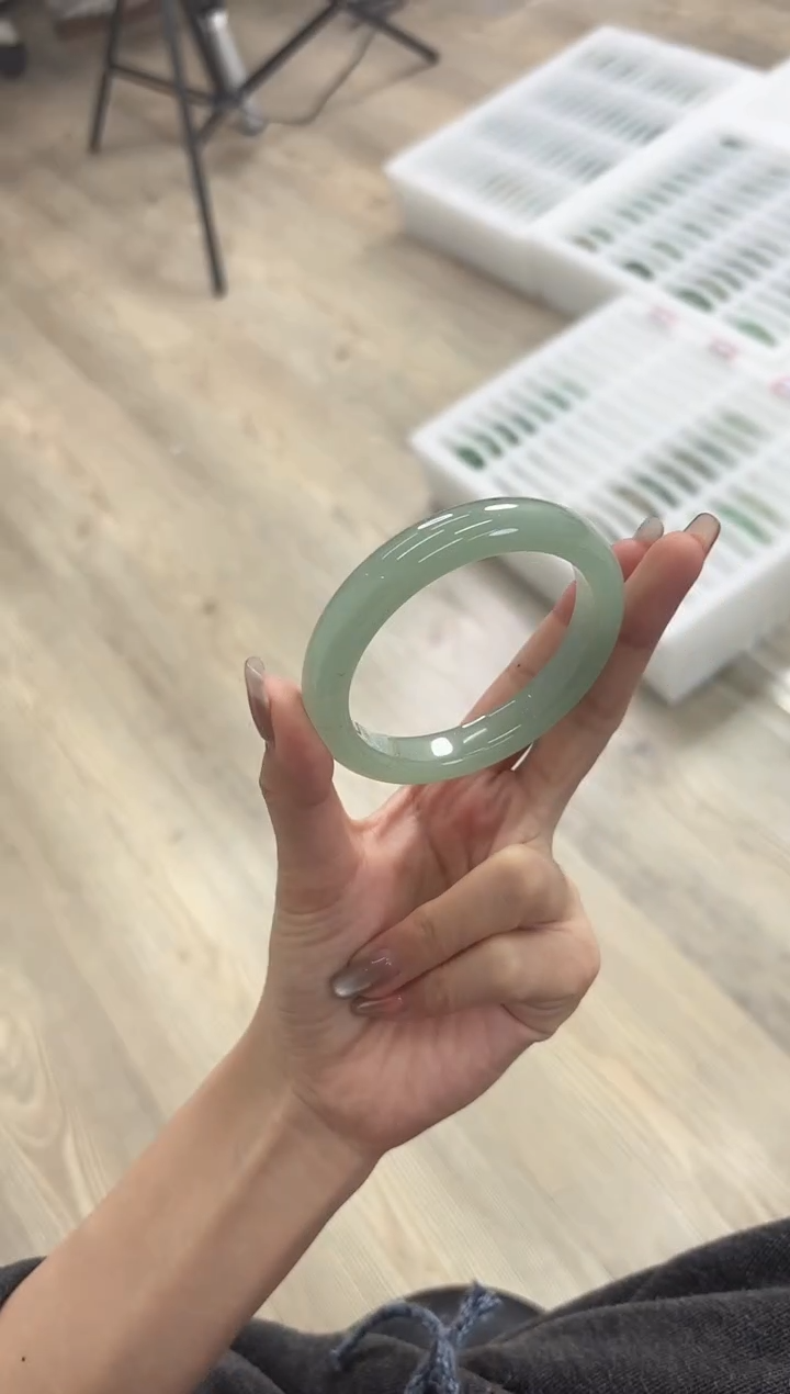 未镶嵌手镯石英质玉1-57D