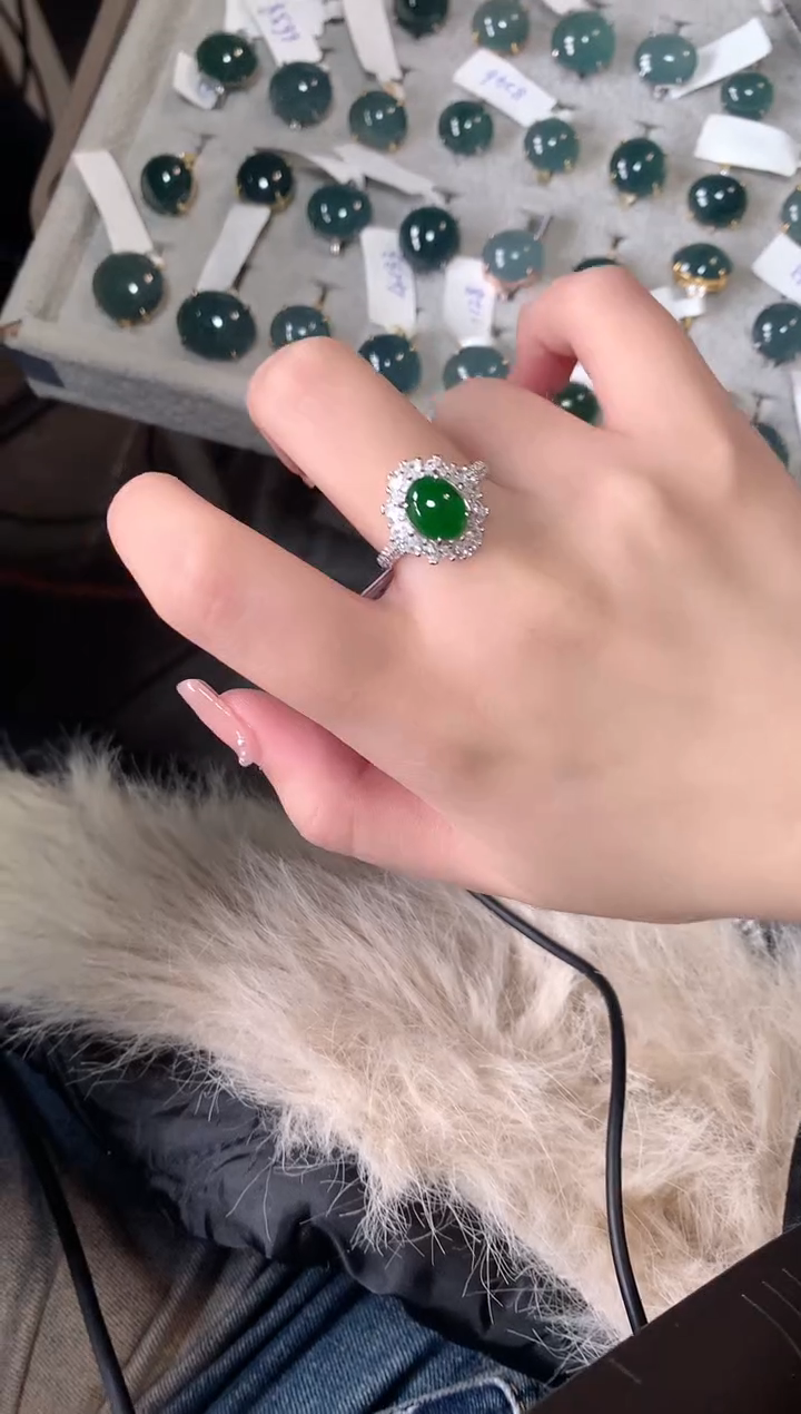 【闪购商品】翡翠戒指银S925镶嵌51241