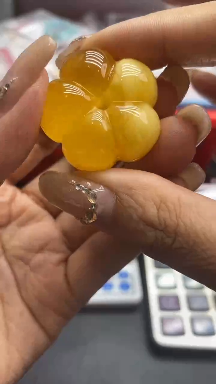琥珀未镶嵌珠宝奇石1437